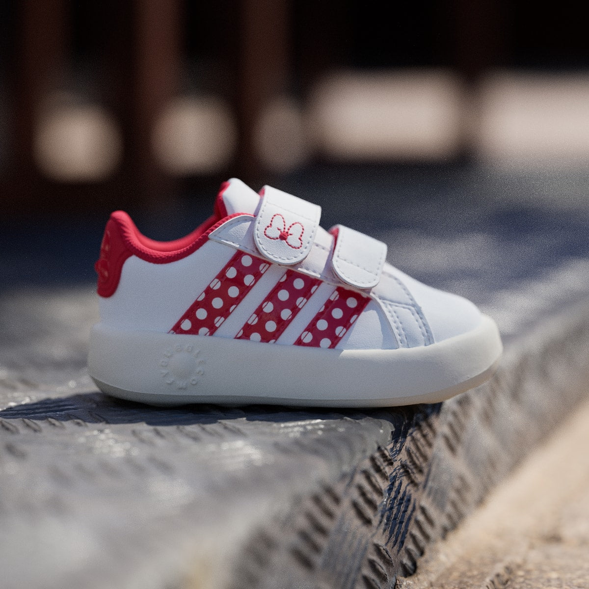 Adidas Kids' ADIDAS DISNEY MINNIE MOUSE GRAND COURT SHOES INFANTS - Cloud White / Pure Ruby / Off White - Image 3