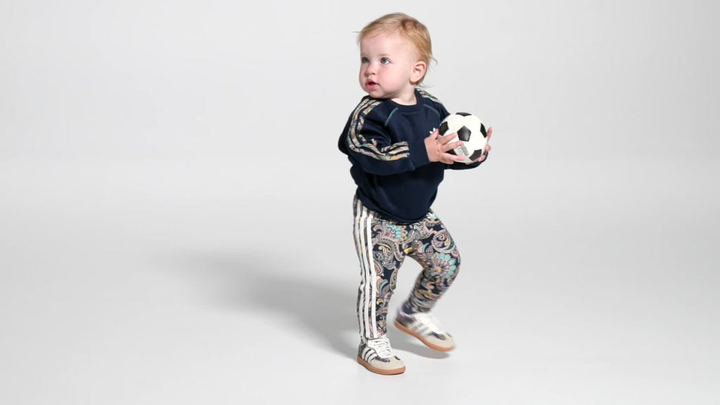 Adidas Kids' ADIDAS LIBERTY SAMBA OG COMFORT CLOSURE ELASTIC LACE SHOES - Core White / Orchid Fusion / Gum - Image 2