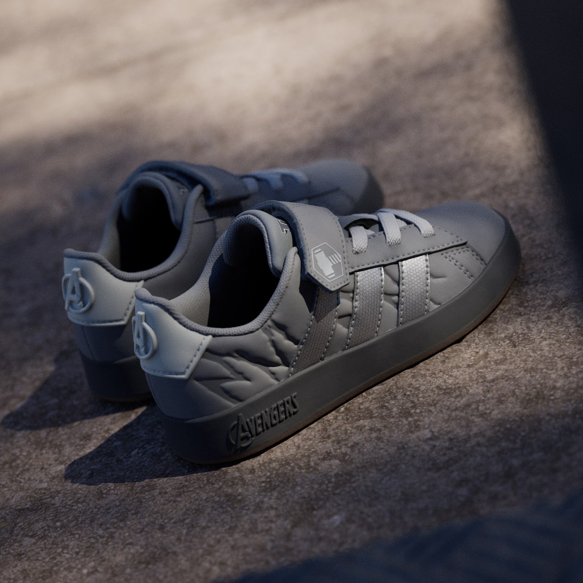 Adidas Kids' ADIDAS MARVEL AVENGERS GRAND COURT SHOES KIDS - Grey Three / Silver Metallic / Grey One - Image 6