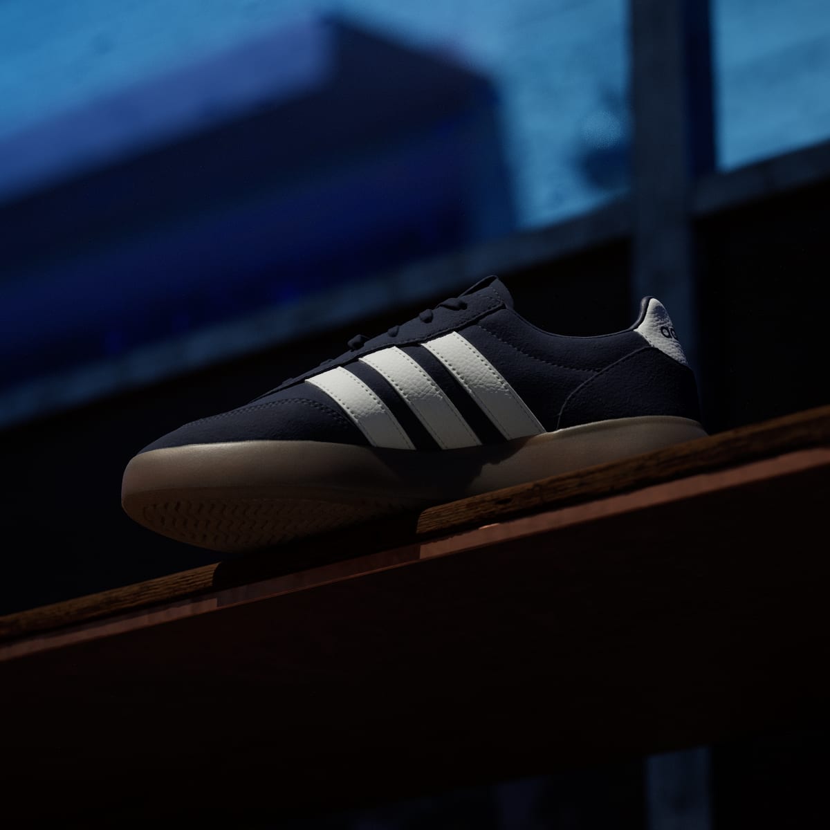 Adidas Men's BARREDA DECODE SHOES - Night Indigo / Off White / Gum - Image 7