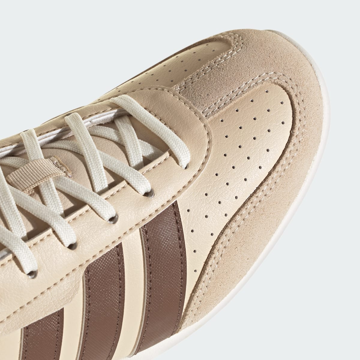 Adidas Women's BARREDA LO SHOES - Crystal Linen / Earth Strata / Off White - Image 9