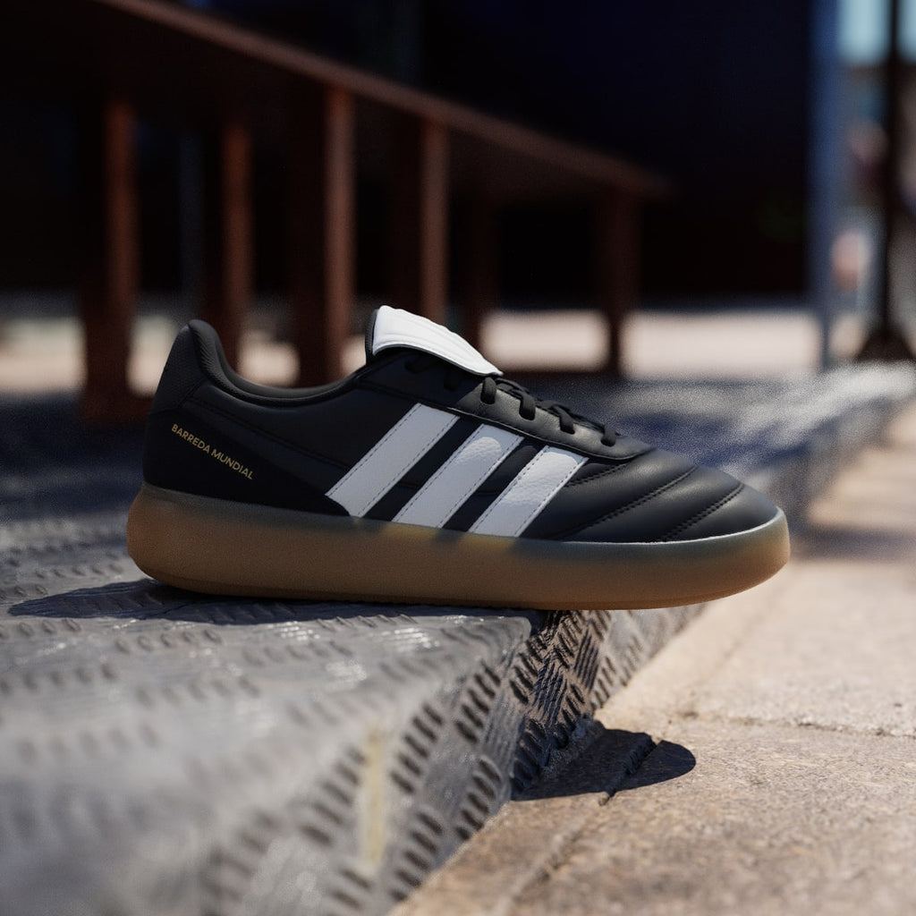 Adidas Men's BARREDA MUNDIAL Shoes - Core Black / Core White / Gum - Image 3