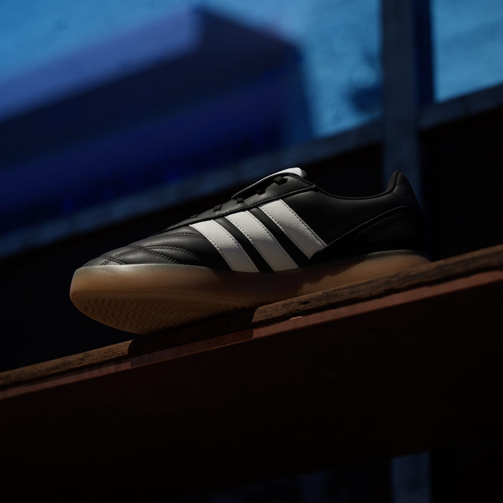 Adidas Men's BARREDA MUNDIAL Shoes - Core Black / Core White / Gum - Image 7