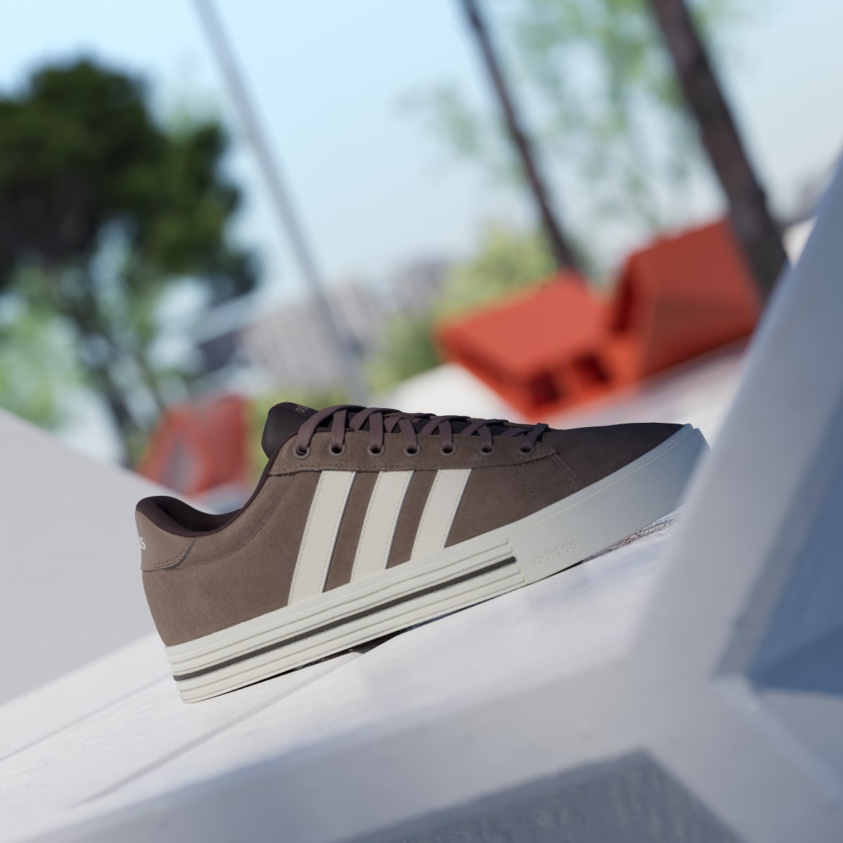 Adidas Men's Daily 4.0 Shoes - Earth Strata / Off White / Aurora Coffee - Image 3