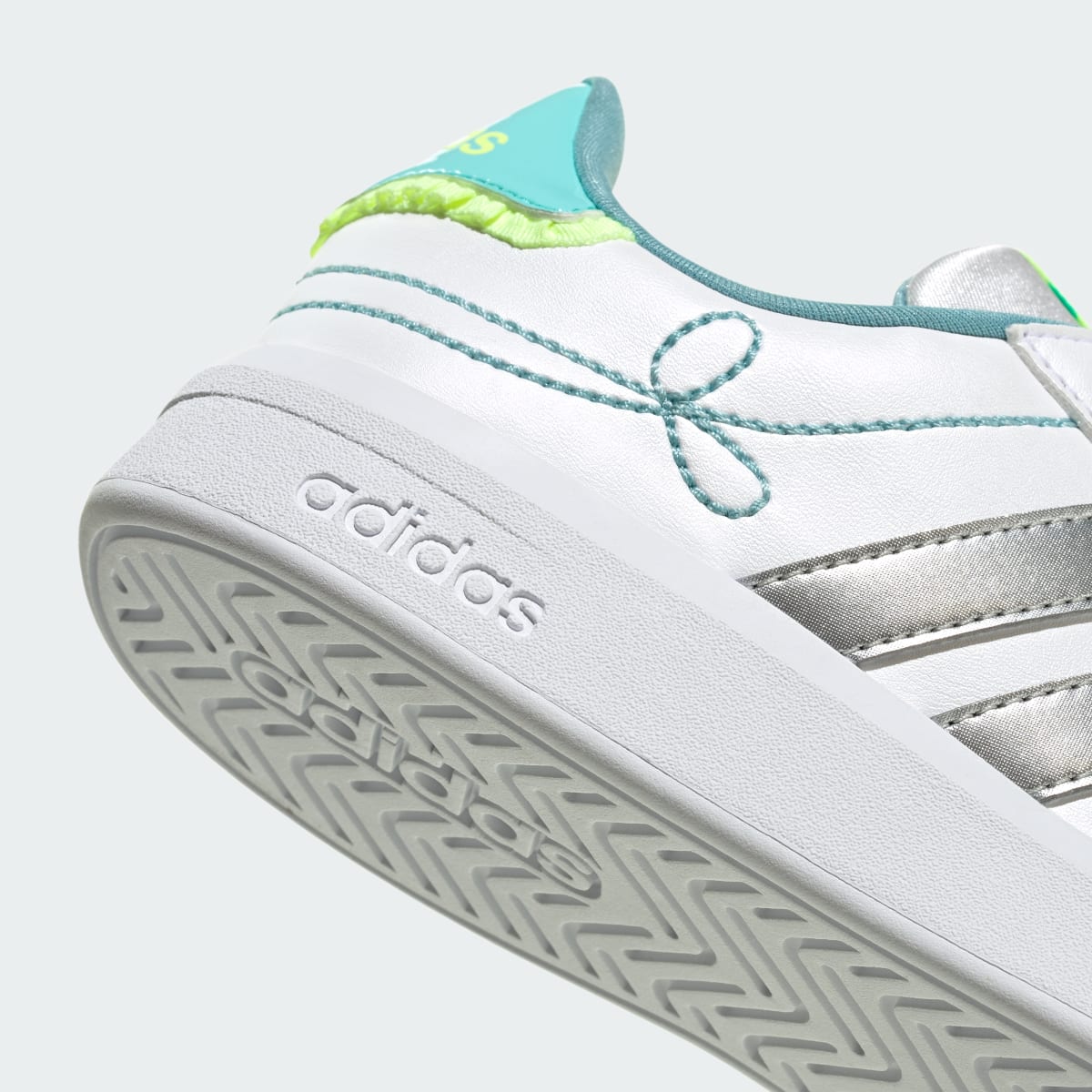 Adidas Kids' GRAND COURT 3.0 GIRLS SHOES JUNIOR - Cloud White / Silver Metallic / Flash Aqua - Image 8