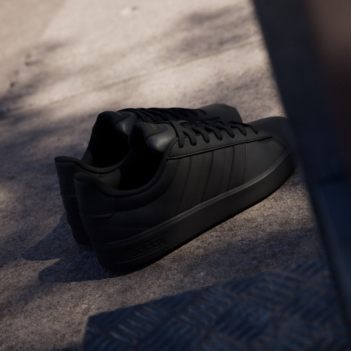 Adidas Men's GRAND COURT 3.0 SHOES - Core Black / Core Black / Carbon - Image 6
