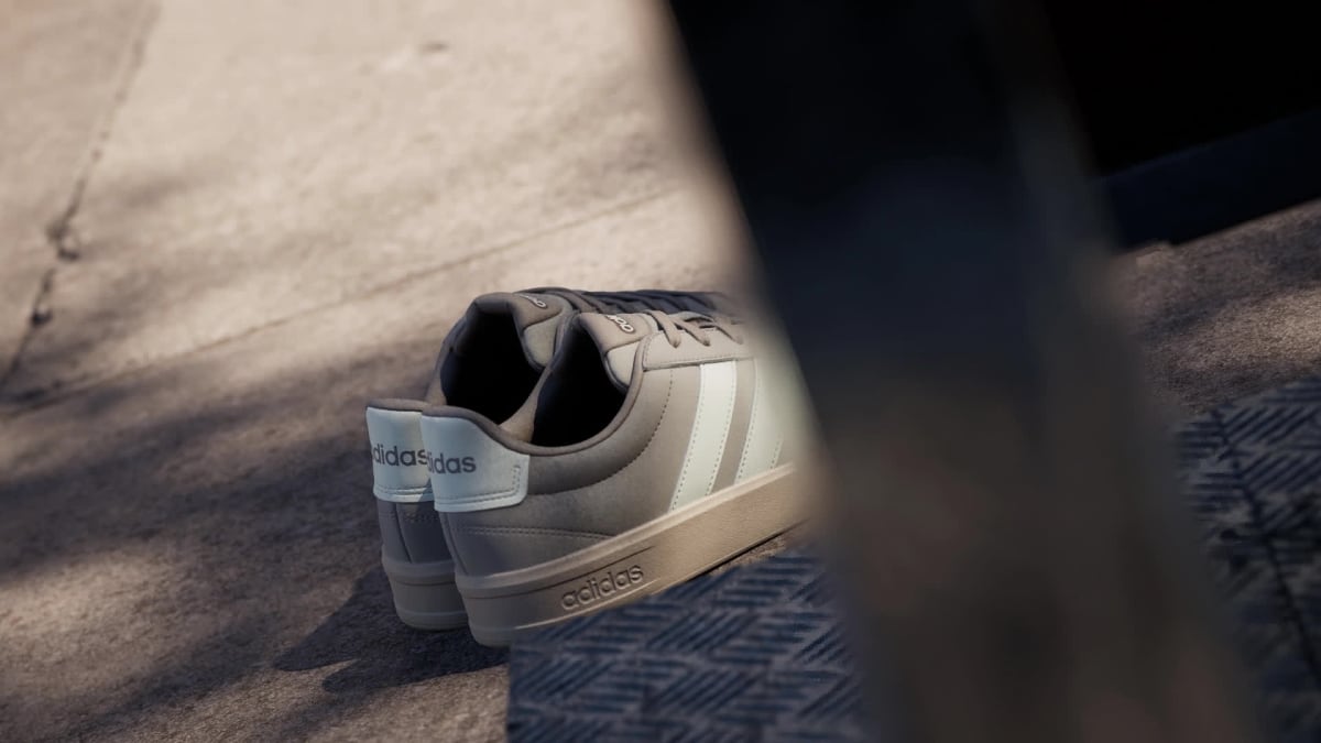 Adidas Men's GRAND COURT 3.0 SHOES - Light Brown / Off White / Chalky Brown - Image 2