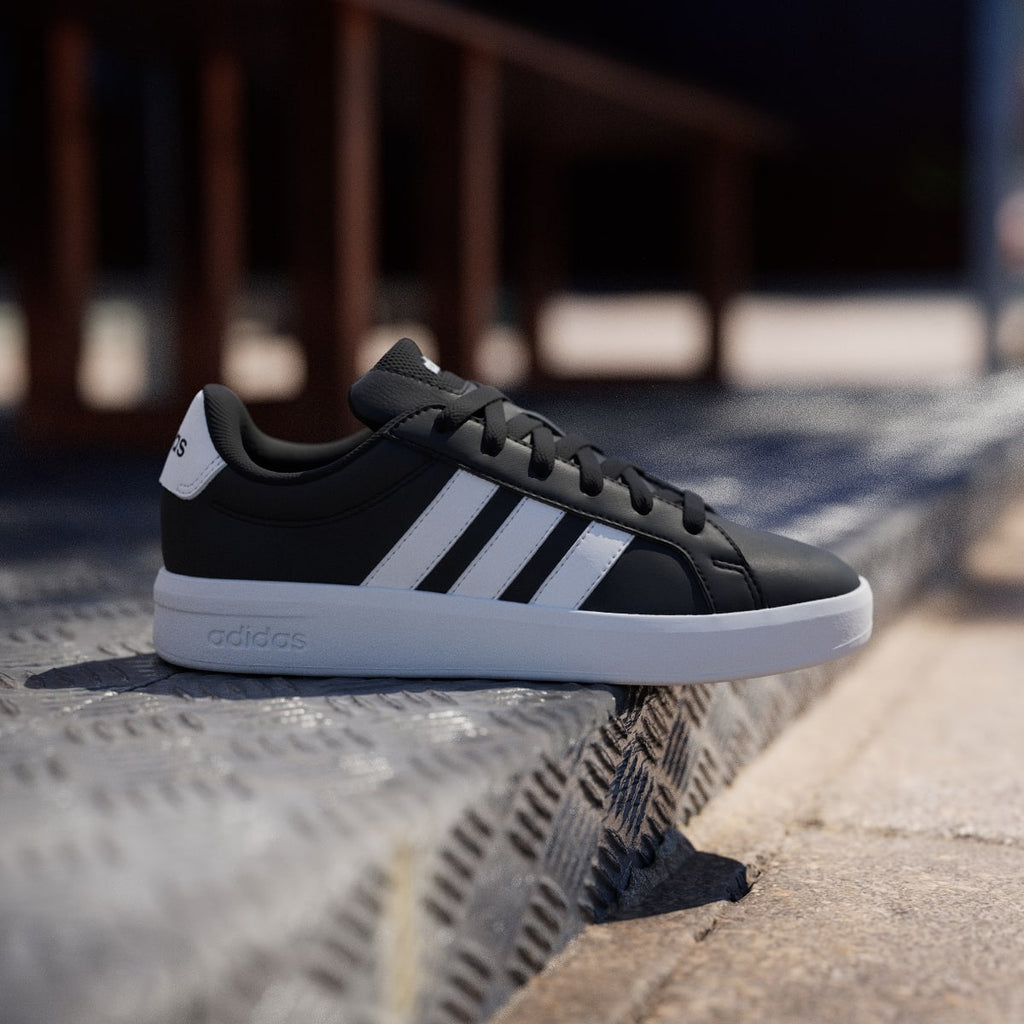 Adidas Kids' GRAND COURT 3.0 SHOES JUNIOR - Core Black / Cloud White / Cloud White - Image 3