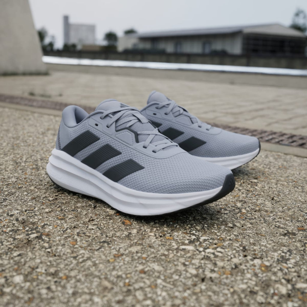 Adidas Men's Galaxy 7 Running Shoes - Halo Silver / Carbon / Core Black - Image 8