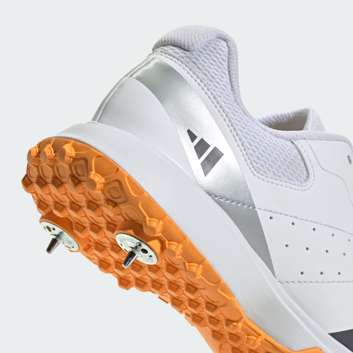 Adidas Men's HOWZAT SPIKE Sneakers - Cloud White / Aurora Onix / Lucid Tangerine - Image 8