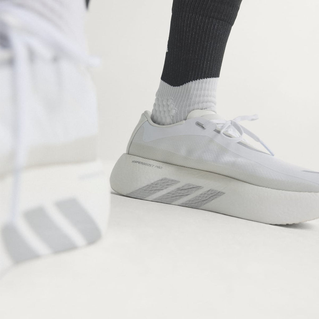 Adidas Men's HYPERBOOST EDGE Running Shoes - Cloud White / Silver Metallic / Zero Metalic - Image 8
