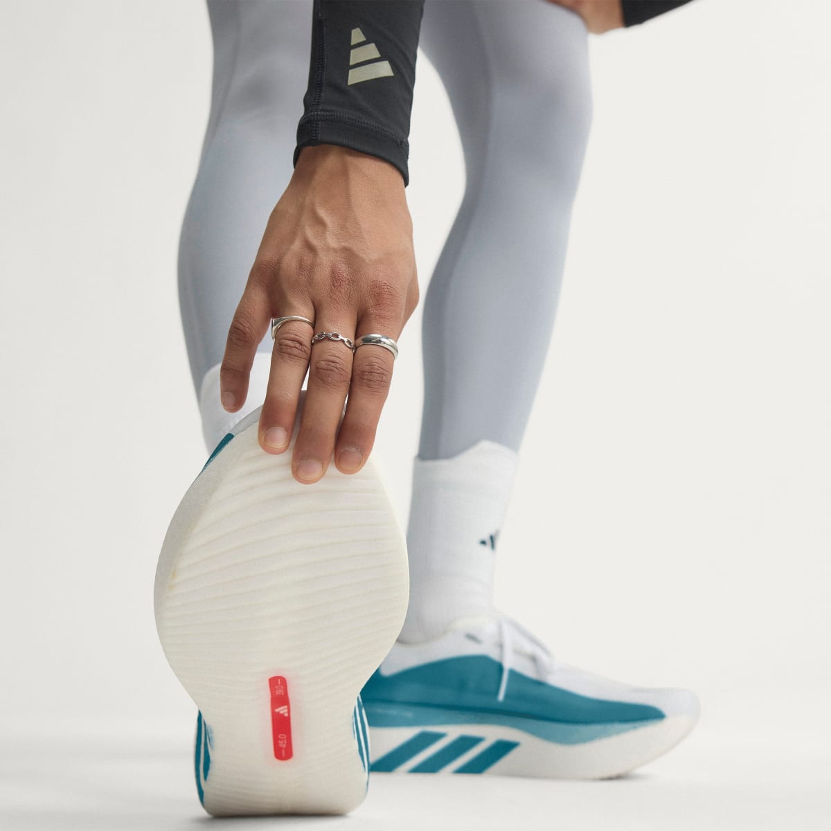 Adidas Women's HYPERBOOST EDGE Running Shoes - Cloud White / Petrol Met. F17 / Lucid Red - Image 11