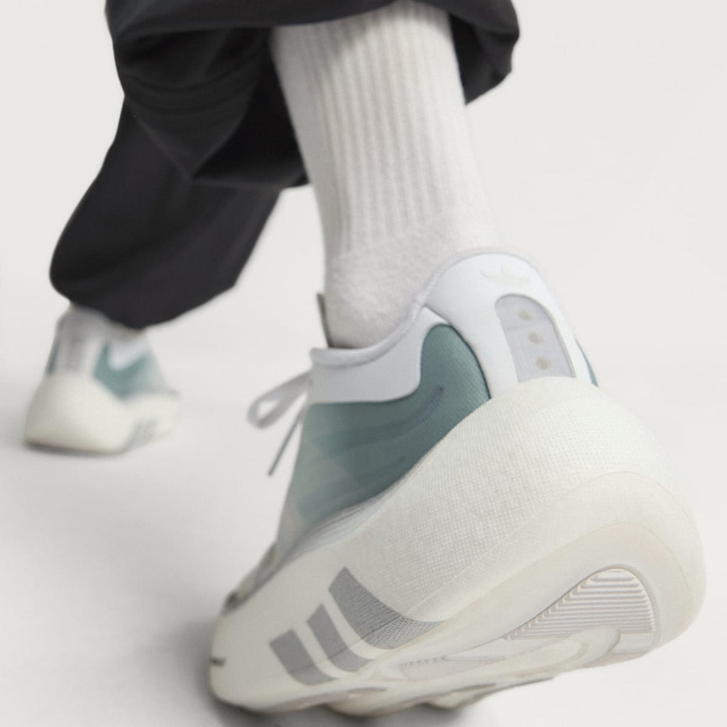 Adidas Women's HYPERBOOST EPHR LT SHOES - Yellow / Cloud White / Silver Metallic - Image 8