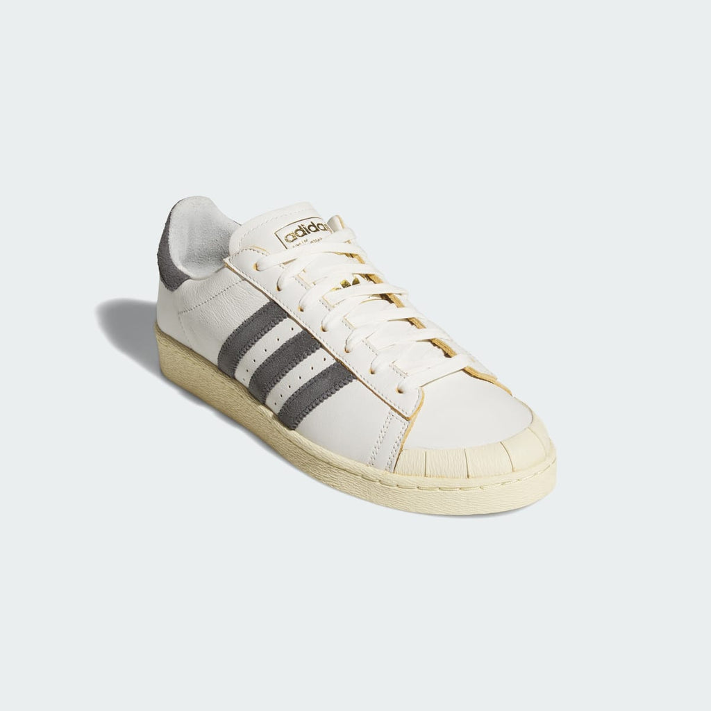 Adidas Men's JABBAR LO SHOES - Cloud White / Utility Black / Warm Vanilla - Image 4