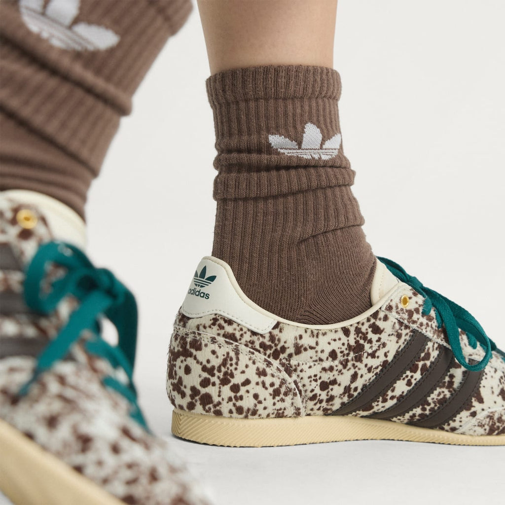 Adidas Women's JAPAN SHOES - Off White / Dark Brown / Gold Metallic - Image 8