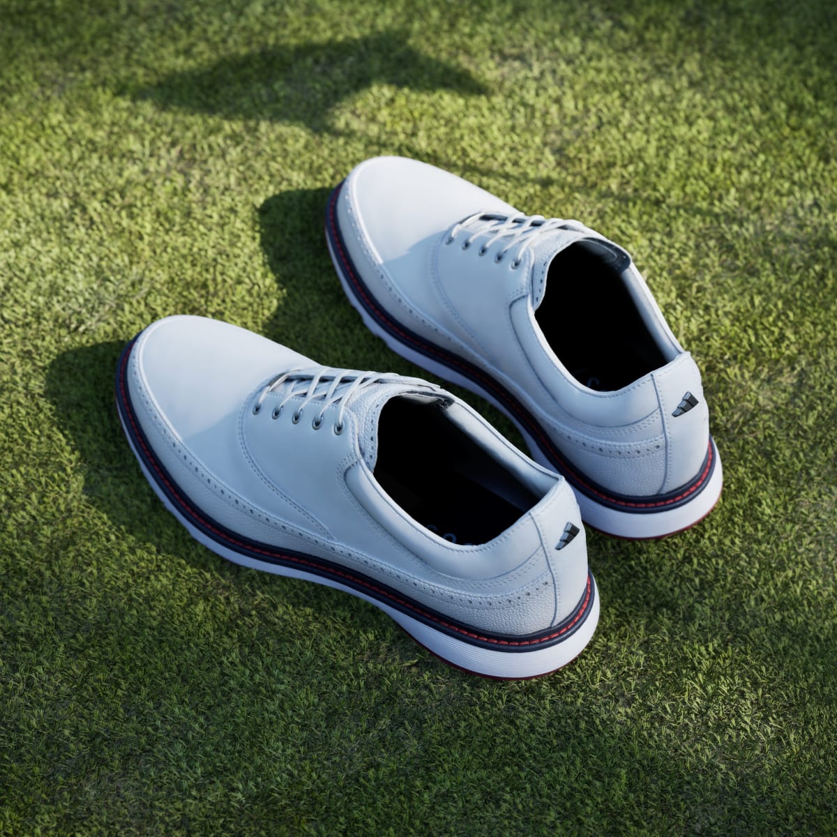 Adidas Men's MC80 SPIKELESS GOLF SHOES - Cloud White / Collegiate Navy / Red - Image 8