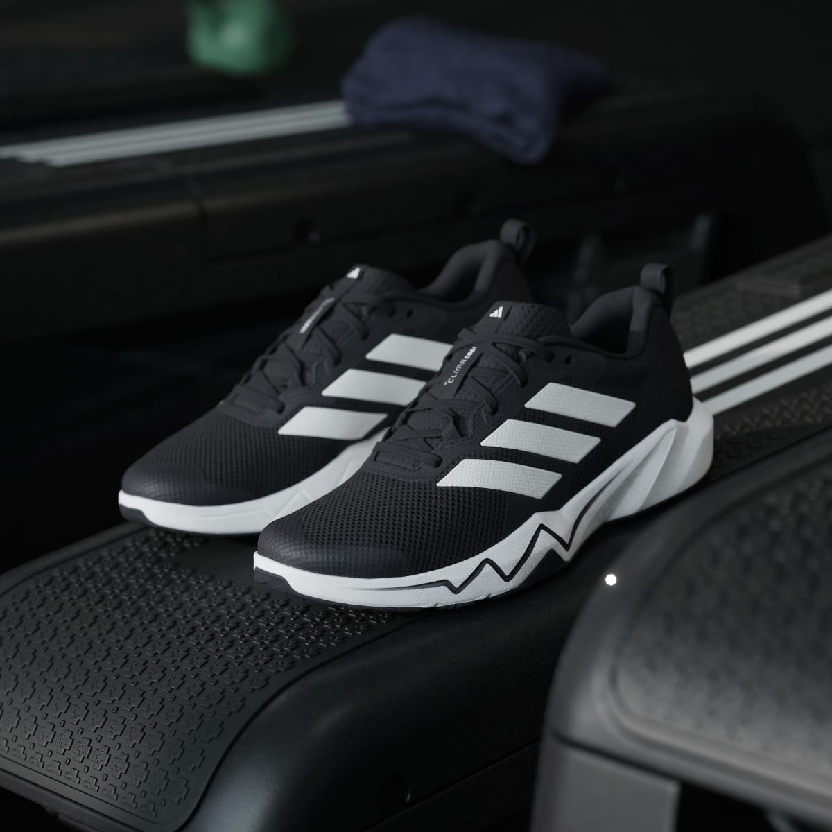 Adidas Men's RAPIDMOVE GO TRAINER M - Core Black / Cloud White / Cloud White - Image 5