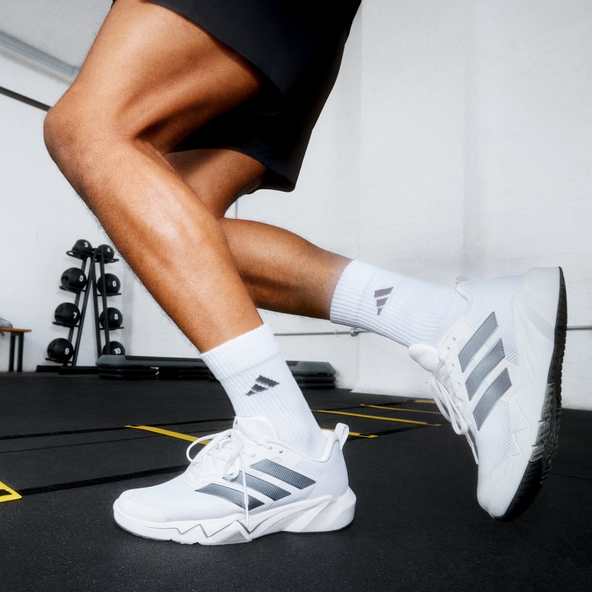 Adidas Men's RAPIDMOVE GO TRAINER M - Cloud White / Core Black / Iron Metallic - Image 12