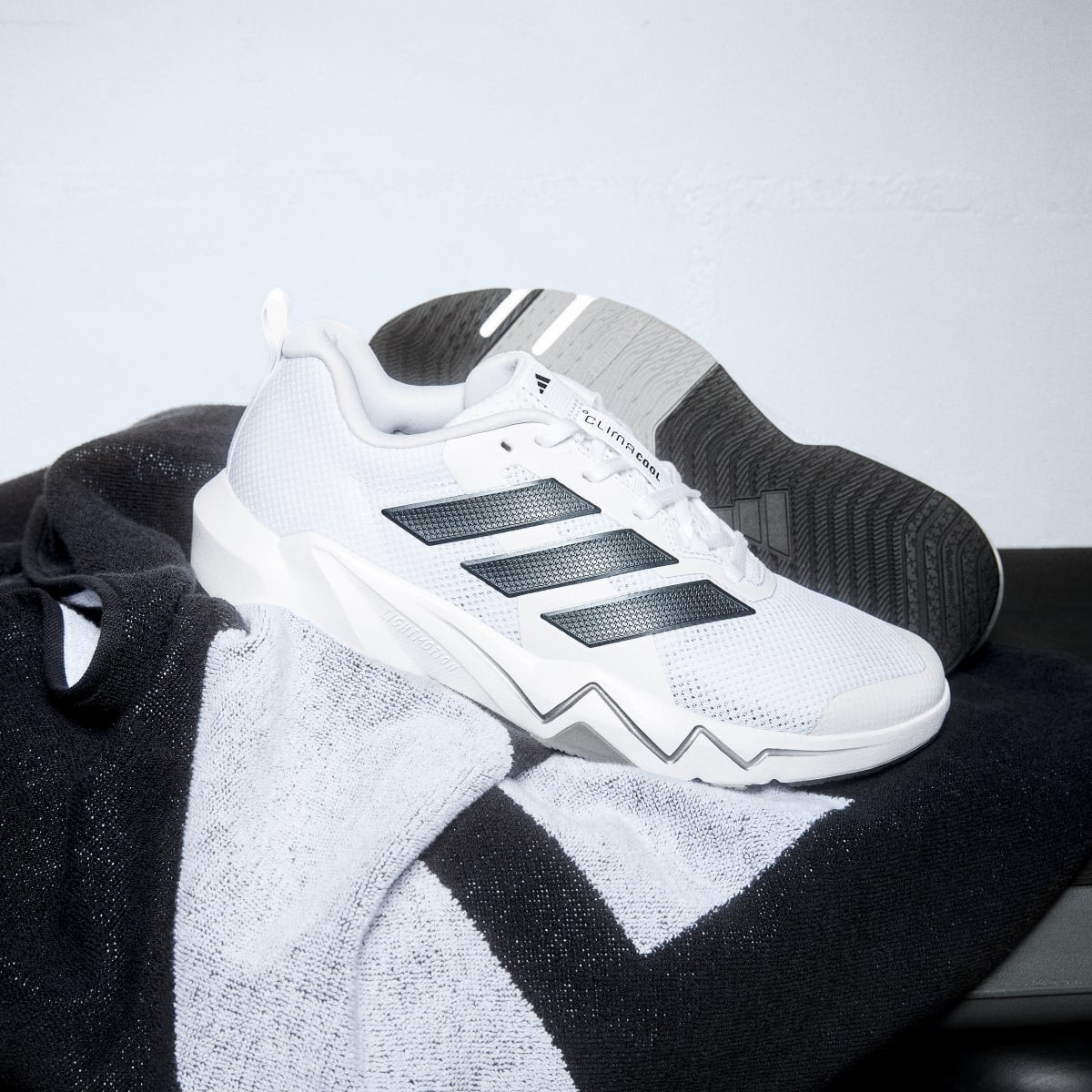 Adidas Men's RAPIDMOVE GO TRAINER M - Cloud White / Core Black / Iron Metallic - Image 14