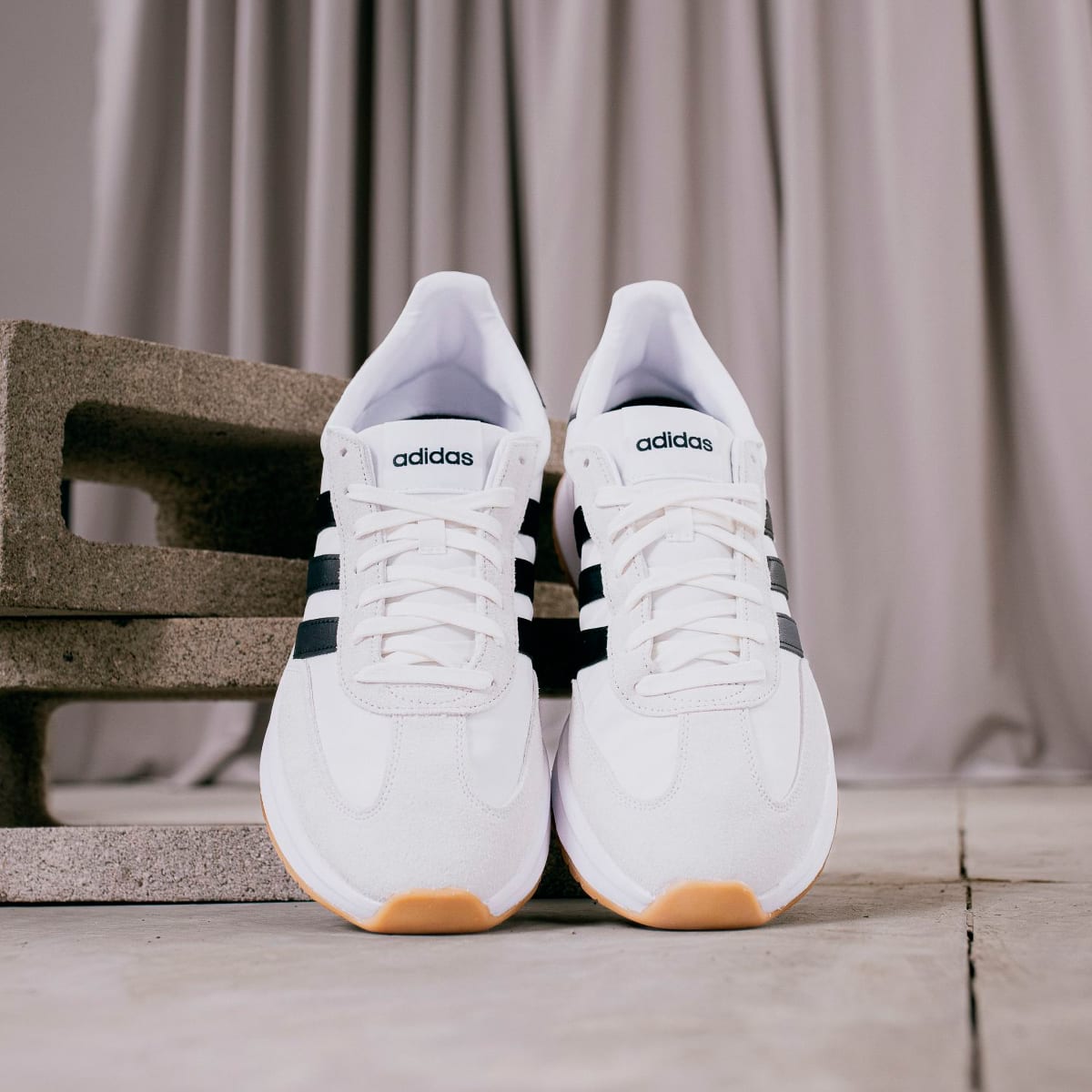 Adidas Men's RUN 70s 2.0 Shoes - Cloud White / Core Black / Grey One - Image 11