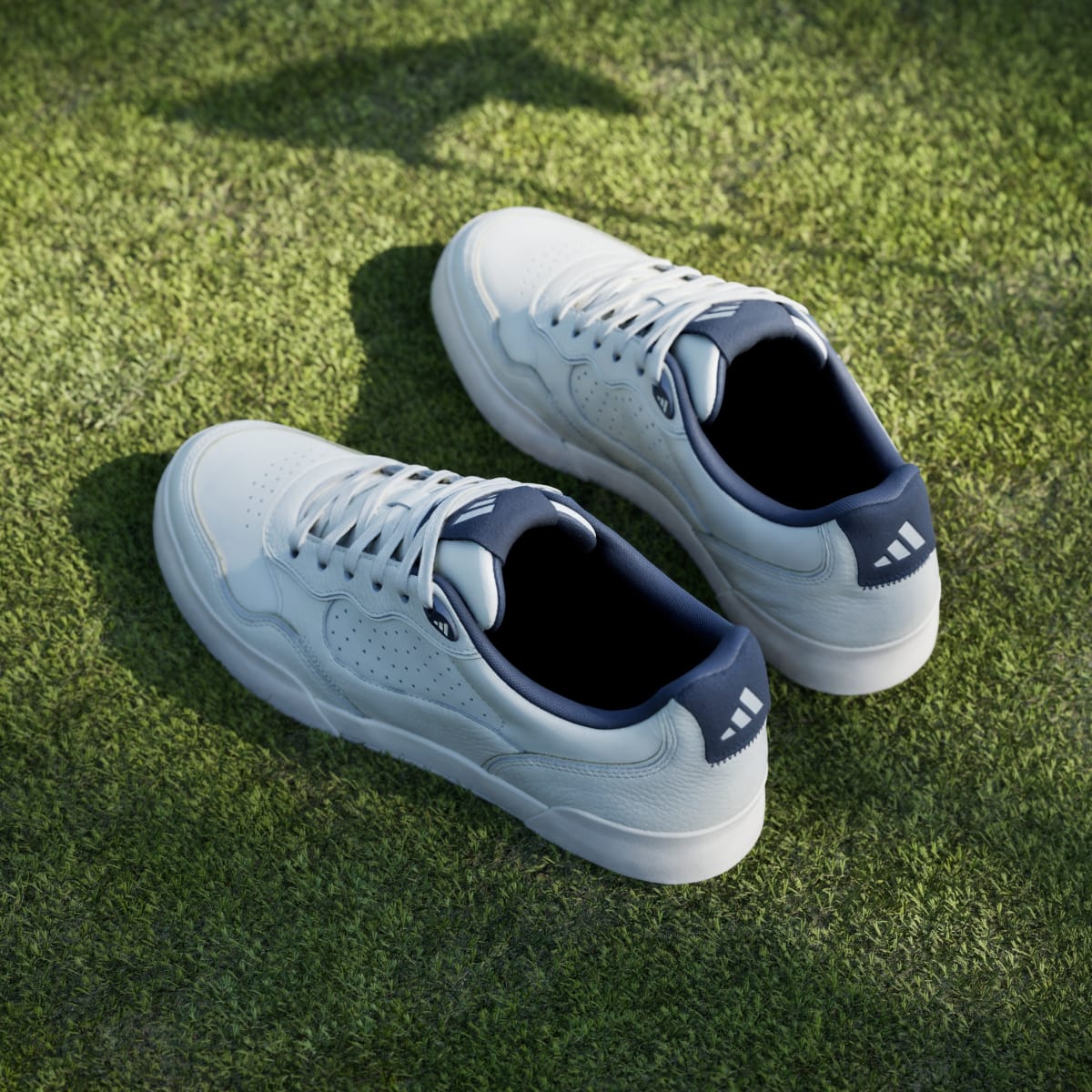 Adidas Men's Retrocross 25 Spikeless Golf Shoes - Off White / Night Indigo / Off White - Image 8