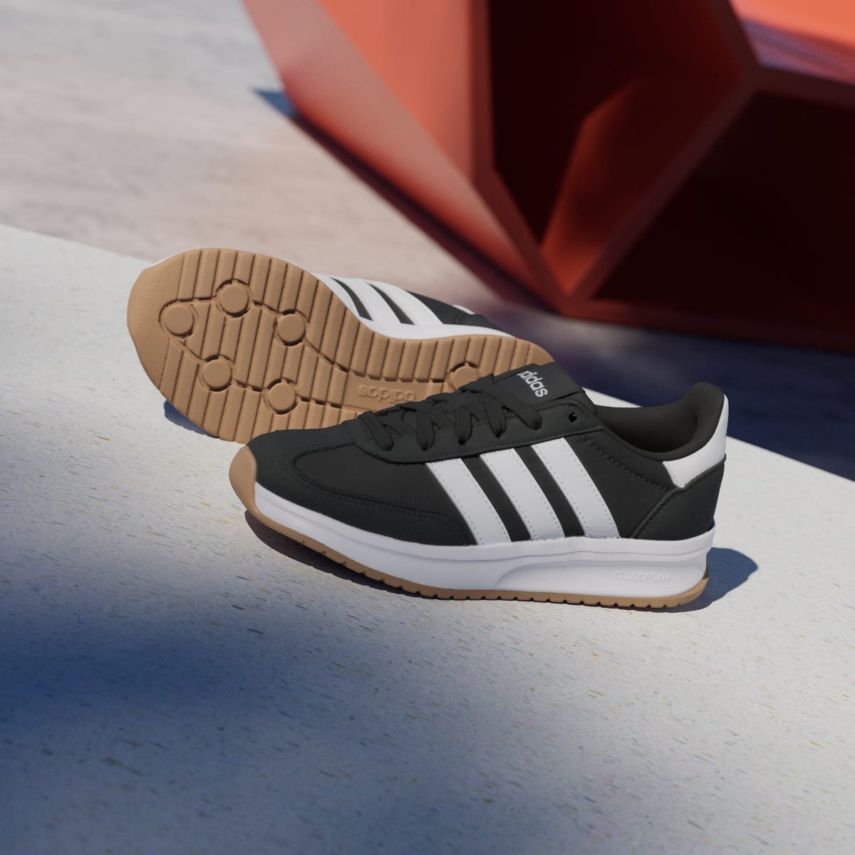 Adidas Kids' Run 70s 2.0 Shoes Kids - Core Black / Cloud White / Gum - Image 4
