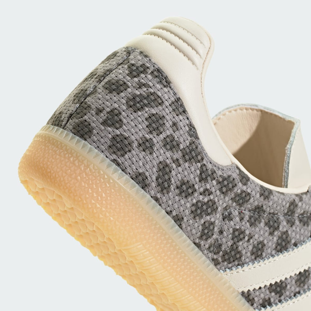 Adidas Men's SAMBA OG SHOES - Grey Three / Chalk White / Sand Strata - Image 8