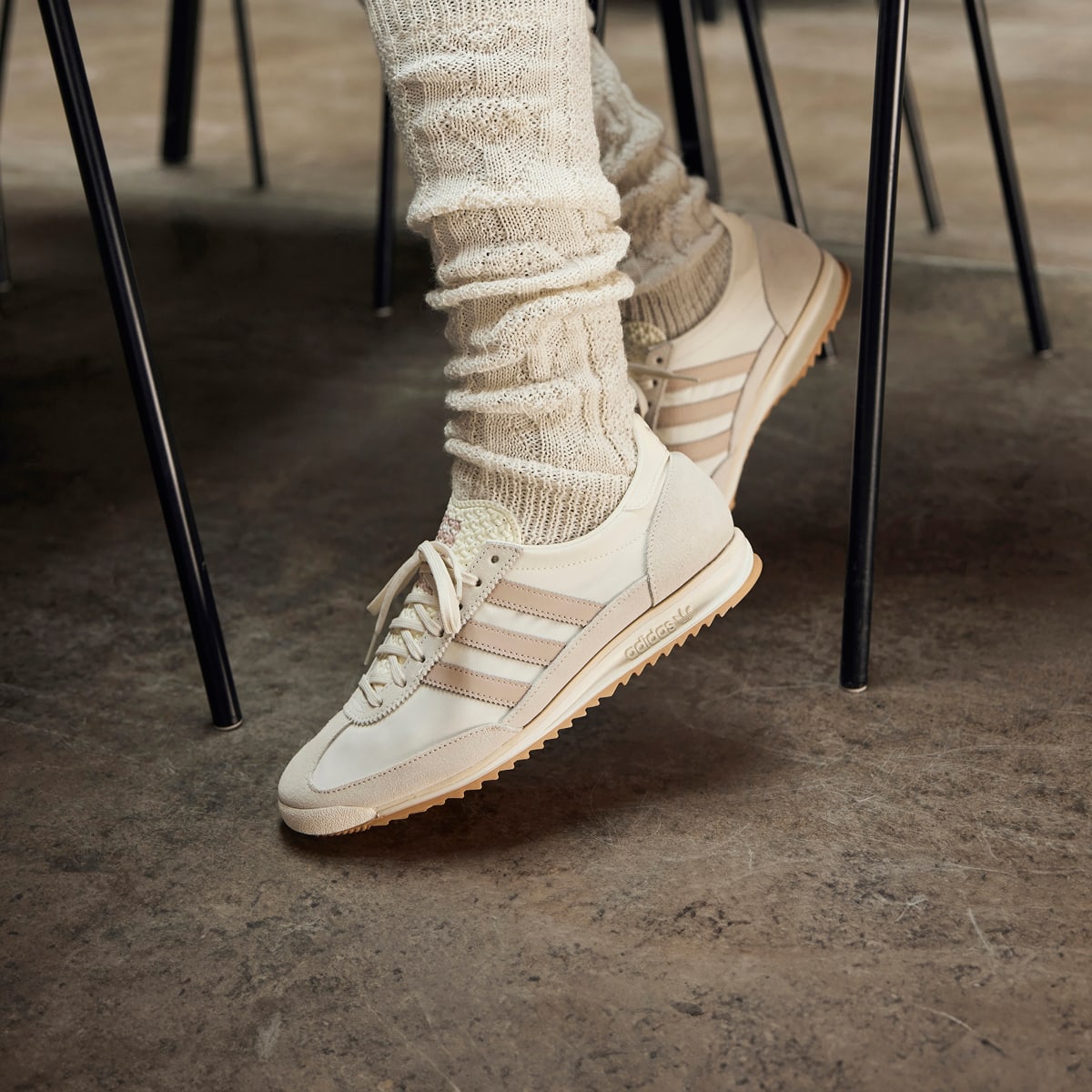 Adidas Women's SL 72 OG Shoes - Off White / Wonder Taupe / Wonder White - Image 4
