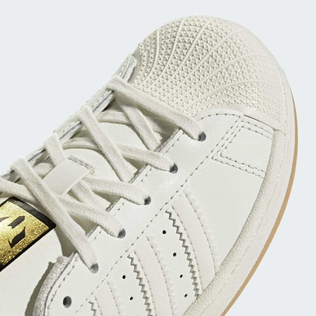 Adidas Kids' SUPERSTAR MESSI Kids Shoes - Ivory / Ivory / Gold Metallic - Image 9