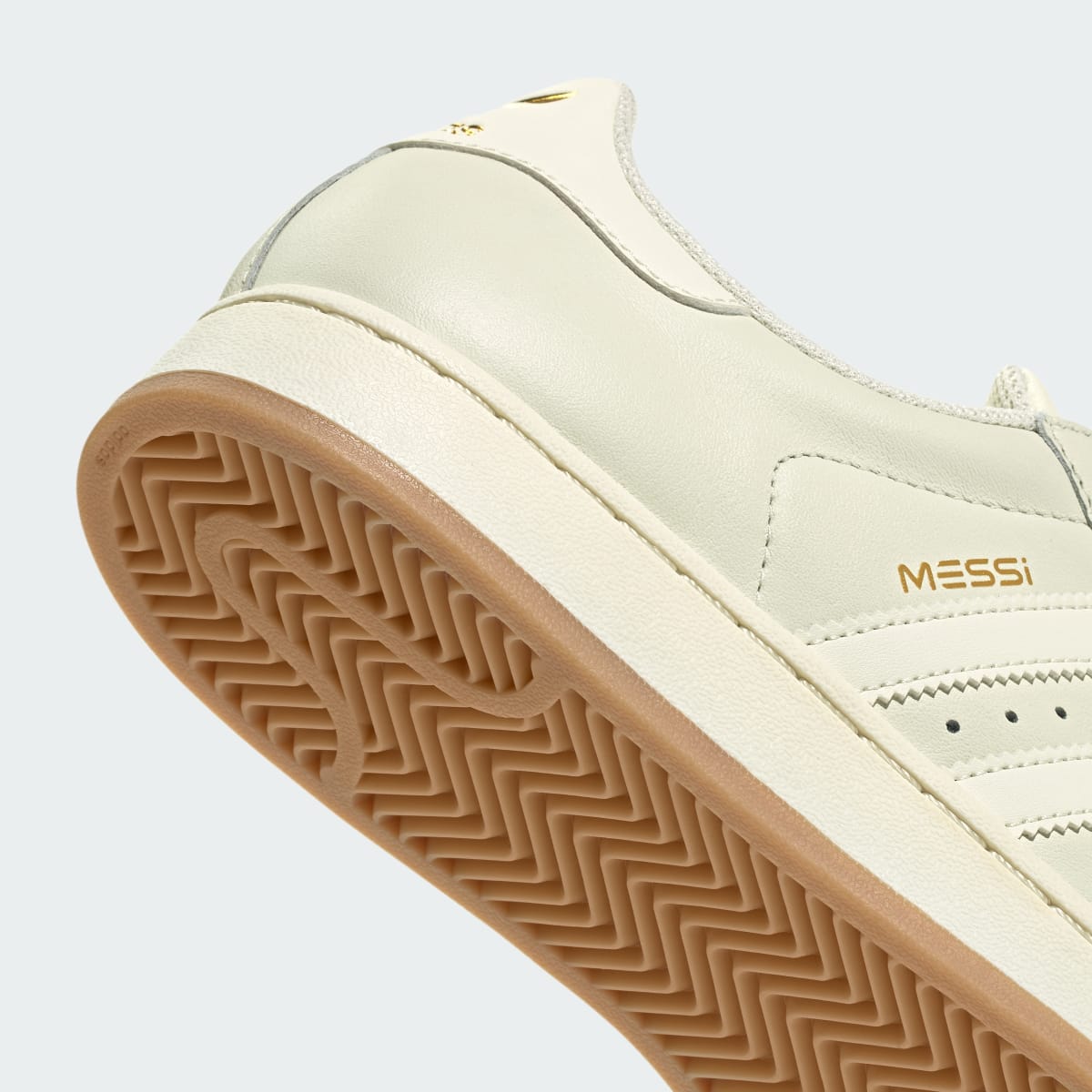 Adidas Men's SUPERSTAR MESSI shoes - Ivory / Ivory / Gold Metallic - Image 9