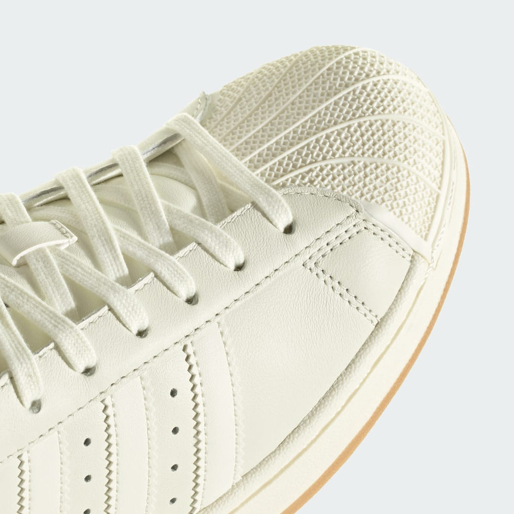 Adidas Men's SUPERSTAR MESSI shoes - Ivory / Ivory / Gold Metallic - Image 10