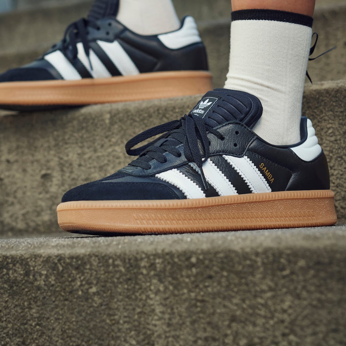 Adidas Women's Samba XLG Shoes - Core Black / Cloud White / Gum - Image 4