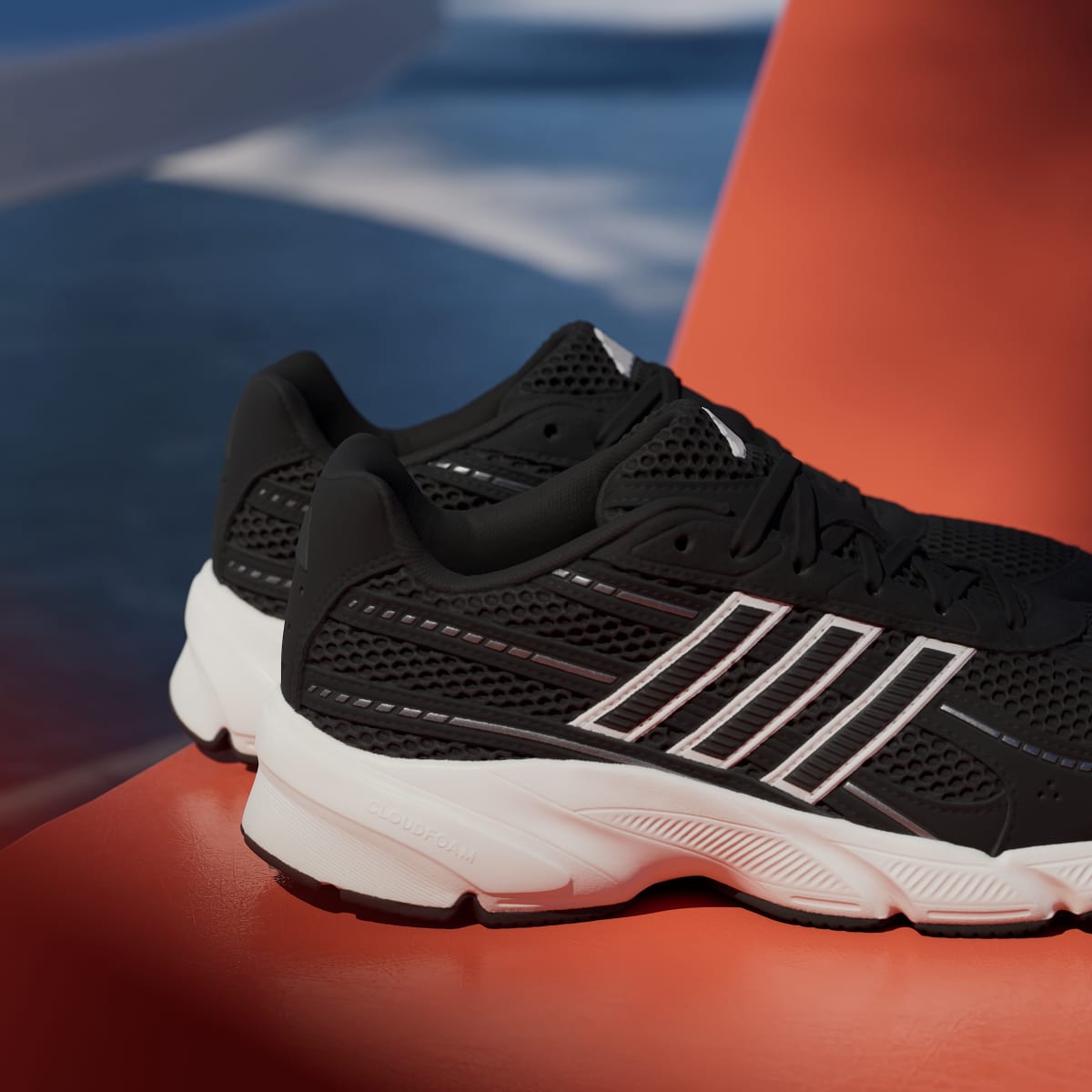 Adidas Women's TECHNOCHAOS 2000 SHOES - Core Black / Core Black / Off White - Image 9