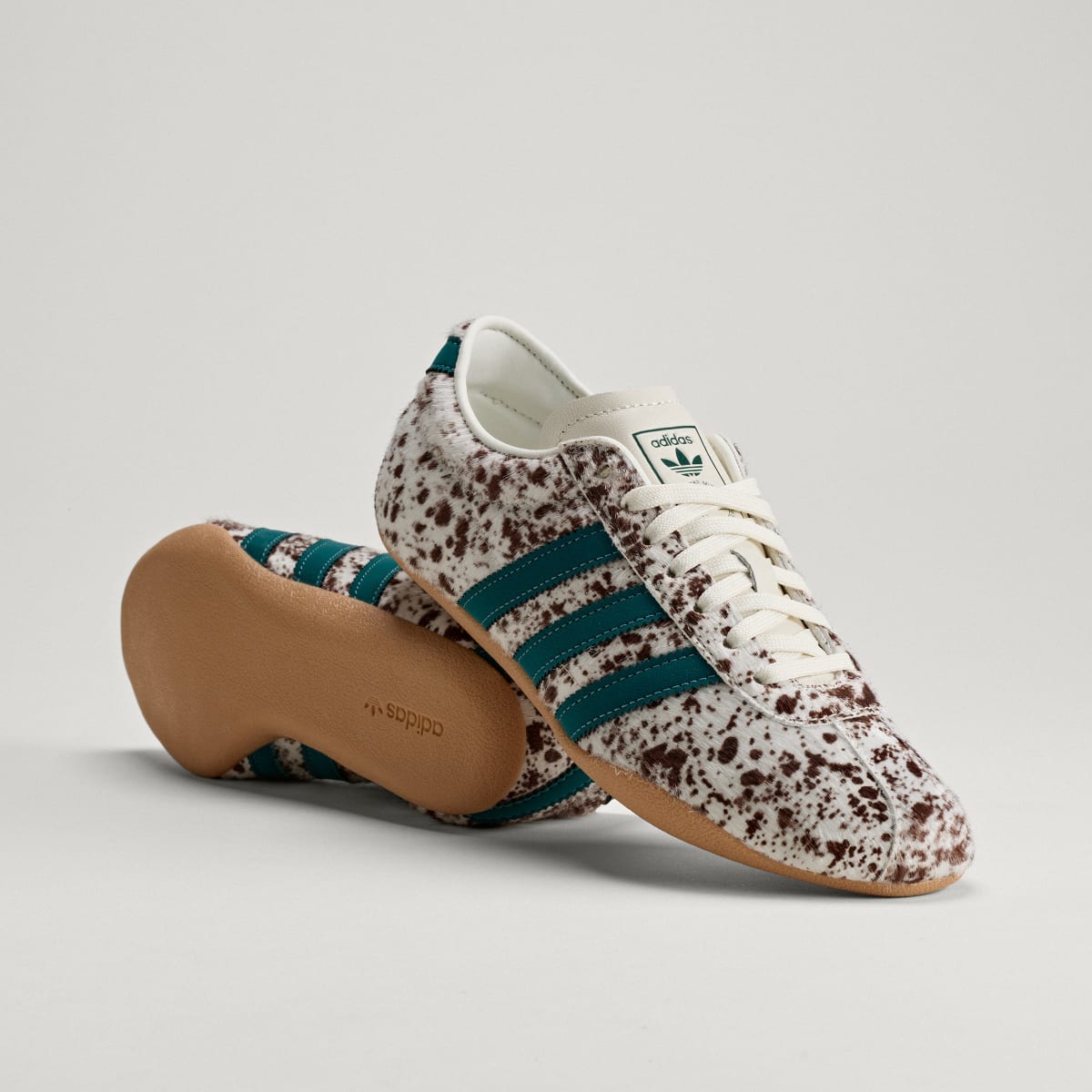 Adidas Women's TOKYO SHOES - Off White / Rich Green / Dark Brown - Image 1
