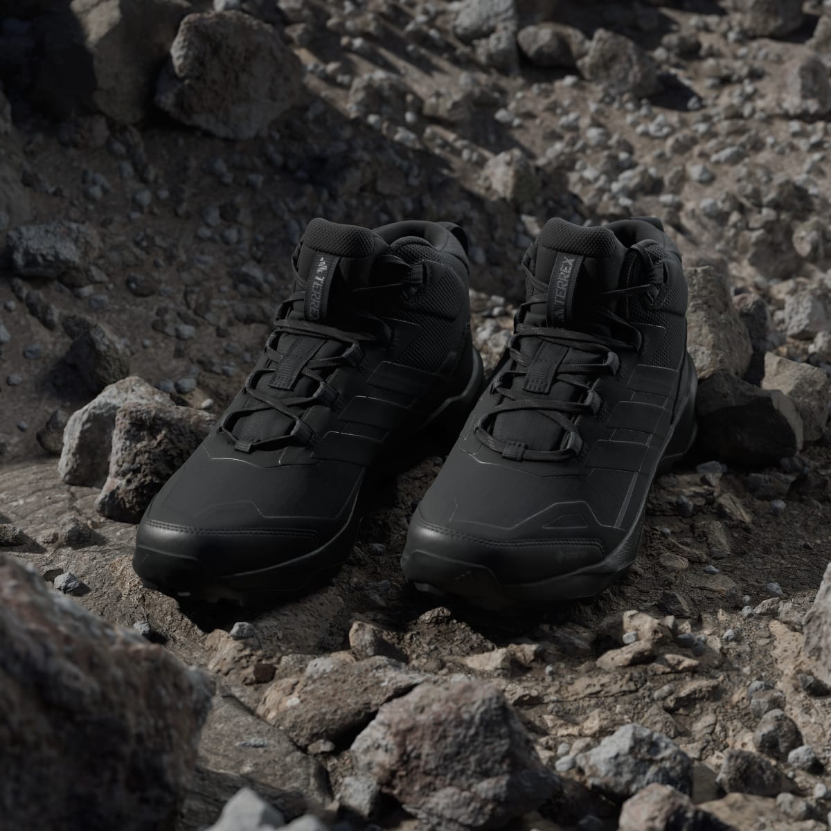 Adidas Men's Terrex Skychaser AX5 Mid GORE-TEX Hiking Shoes - Core Black / Core Black / Carbon - Image 5
