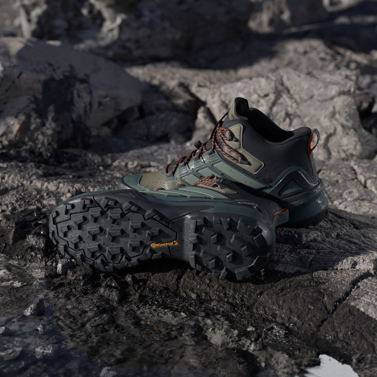 Adidas Men's Terrex Skychaser Mid GORE-TEX Hiking Shoes - Olive Strata / Silver Green / Core Black - Image 4