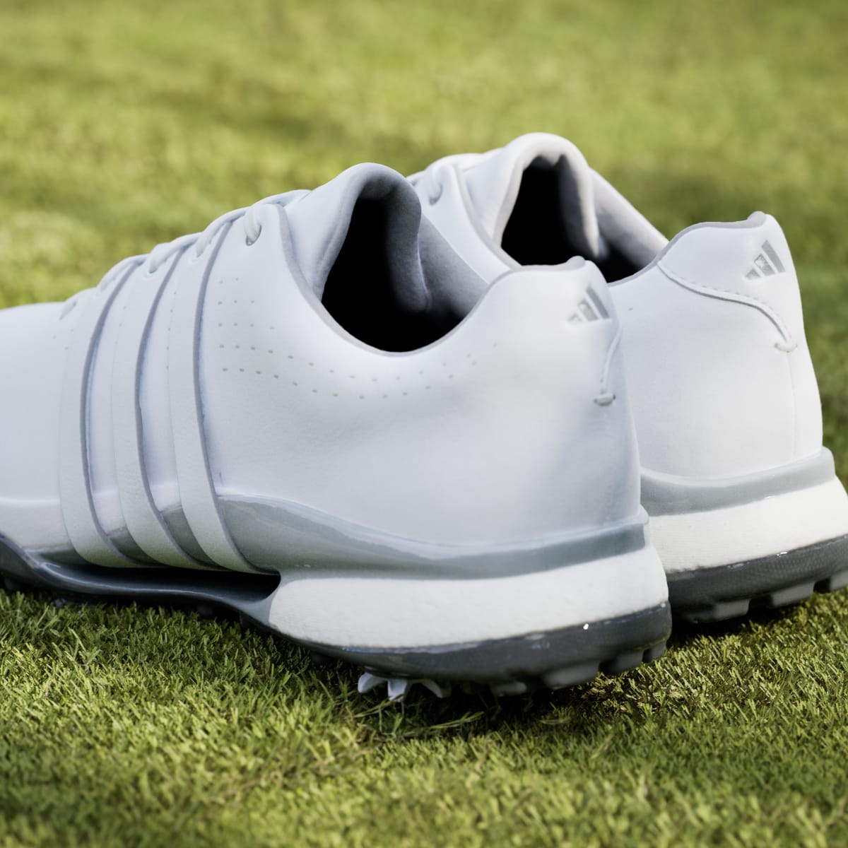 Adidas Men's Tour360 24 Golf Shoes - Cloud White / Cloud White / Silver Metallic - Image 10