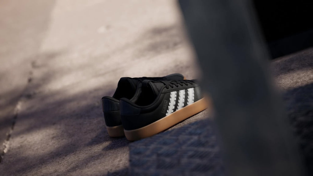 Adidas Women's VL COURT 3.0 SHOES - Core Black / Core White / Cyber Metallic - Image 2
