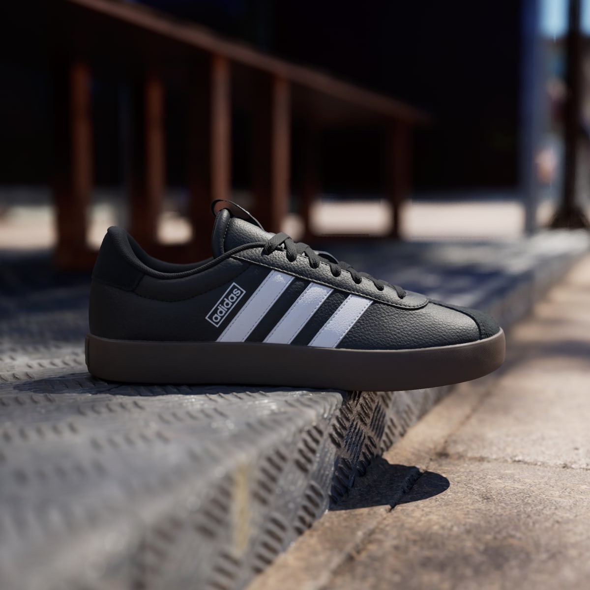 Adidas Men's VL Court 3.0 Shoes - Core Black / Cloud White / Gum - Image 3