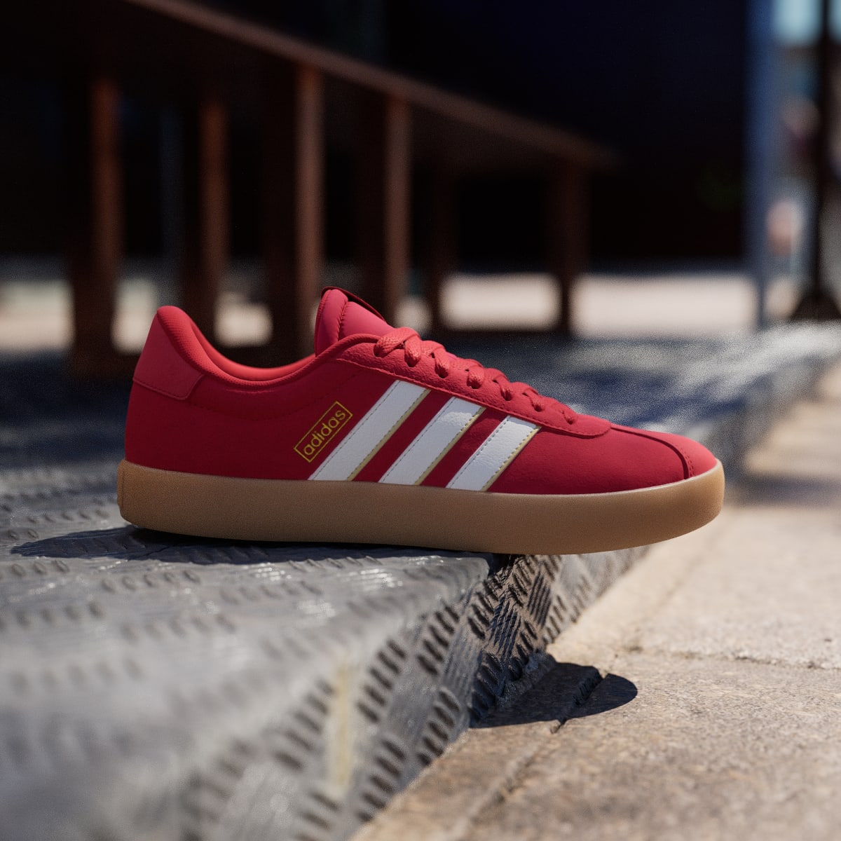 Adidas Men's VL Court 3.0 Shoes - Better Scarlet / Core White / Gold Metallic - Image 3