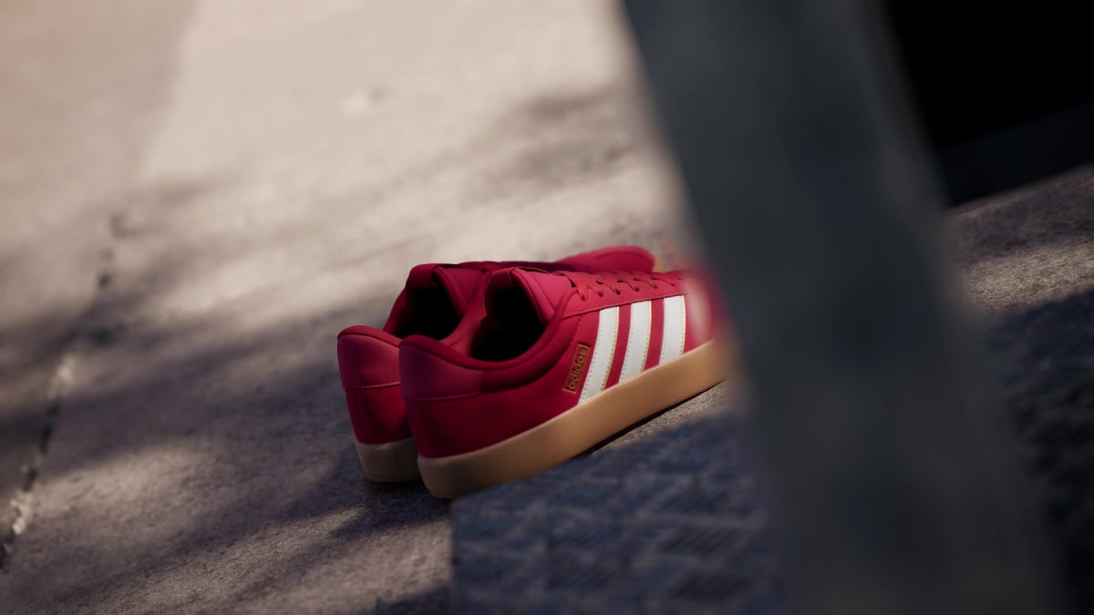Adidas Men's VL Court 3.0 Shoes - Better Scarlet / Core White / Gold Metallic - Image 2