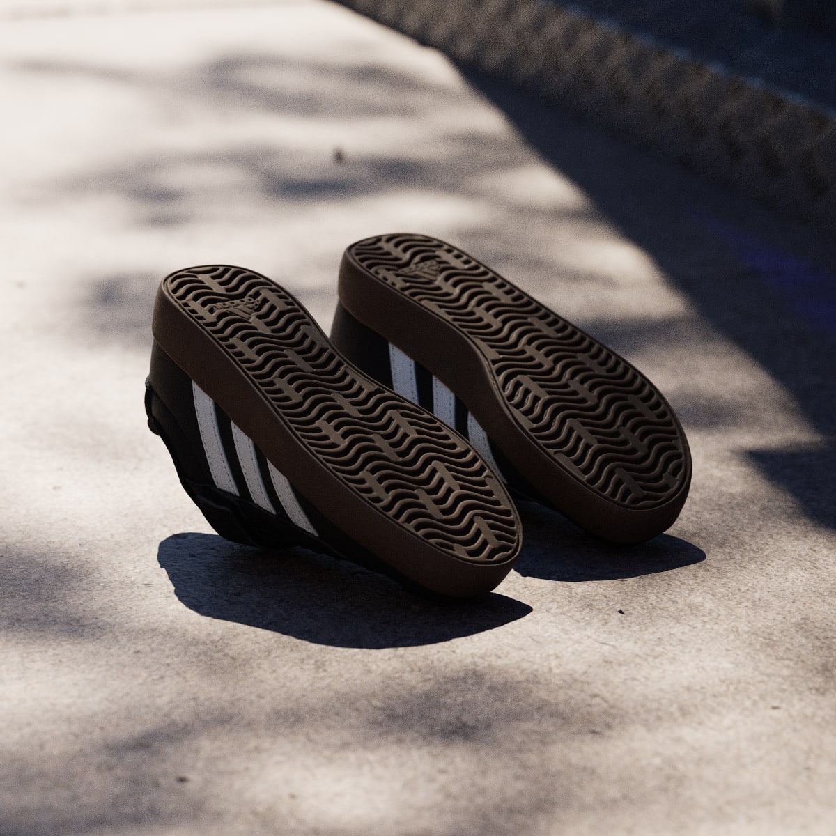 Adidas Kids' VL Court 3.0 Skateboarding Shoes Kids - Core Black / Cloud White / Core Black - Image 4