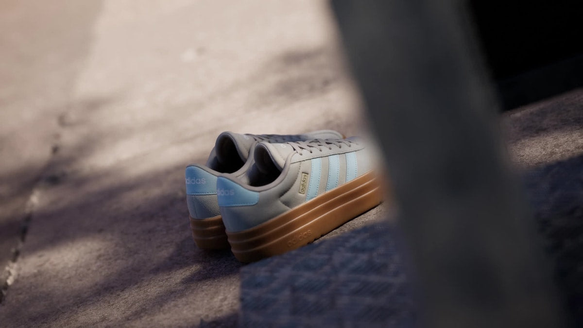 Adidas Women's VL Court Bold Shoes - Wonder Beige / Ice Blue / Gold Metallic - Image 2