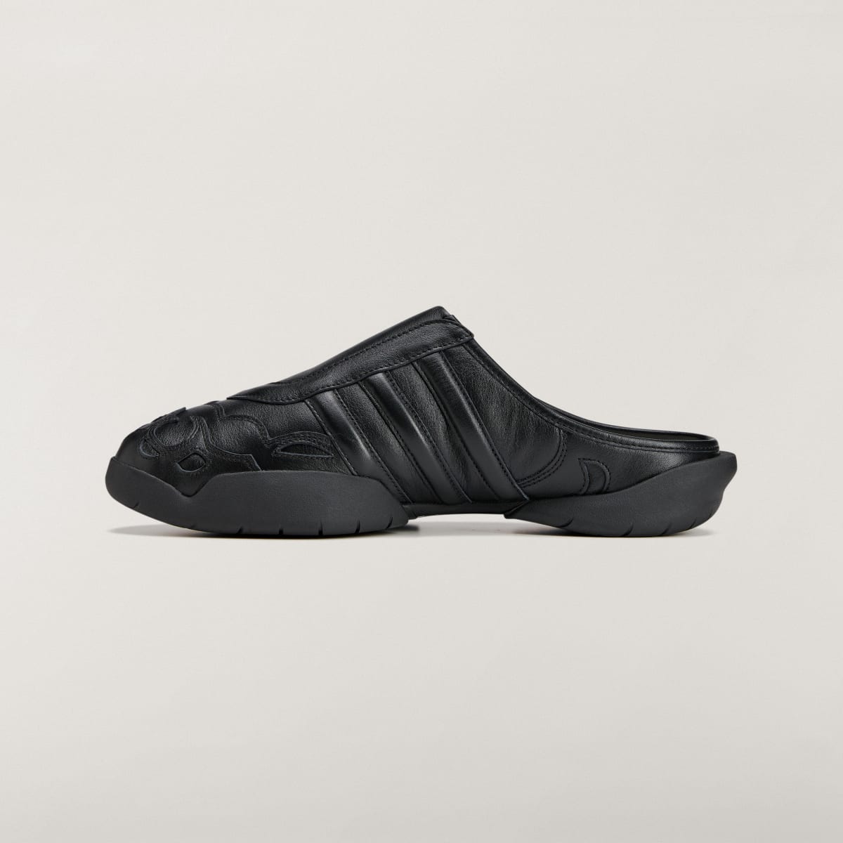 Adidas Men's Y-3 REGU MULE - Black / Black / Black - Image 6