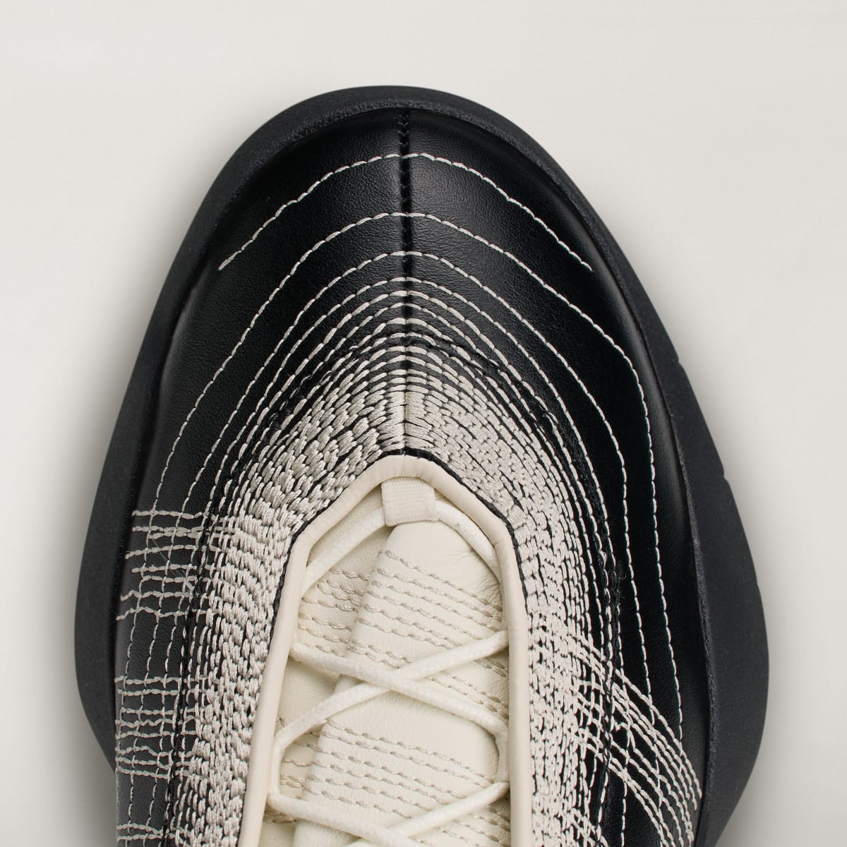 Adidas Women's Y-3 REGU Sneakers - Black / Alumina / Off White - Image 9