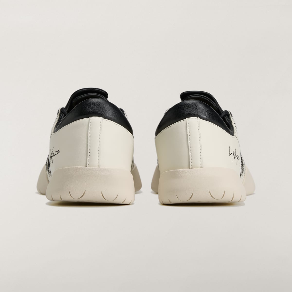 Adidas Men's Y-3 REGU Trainers - Off White / Black / Alumina - Image 6