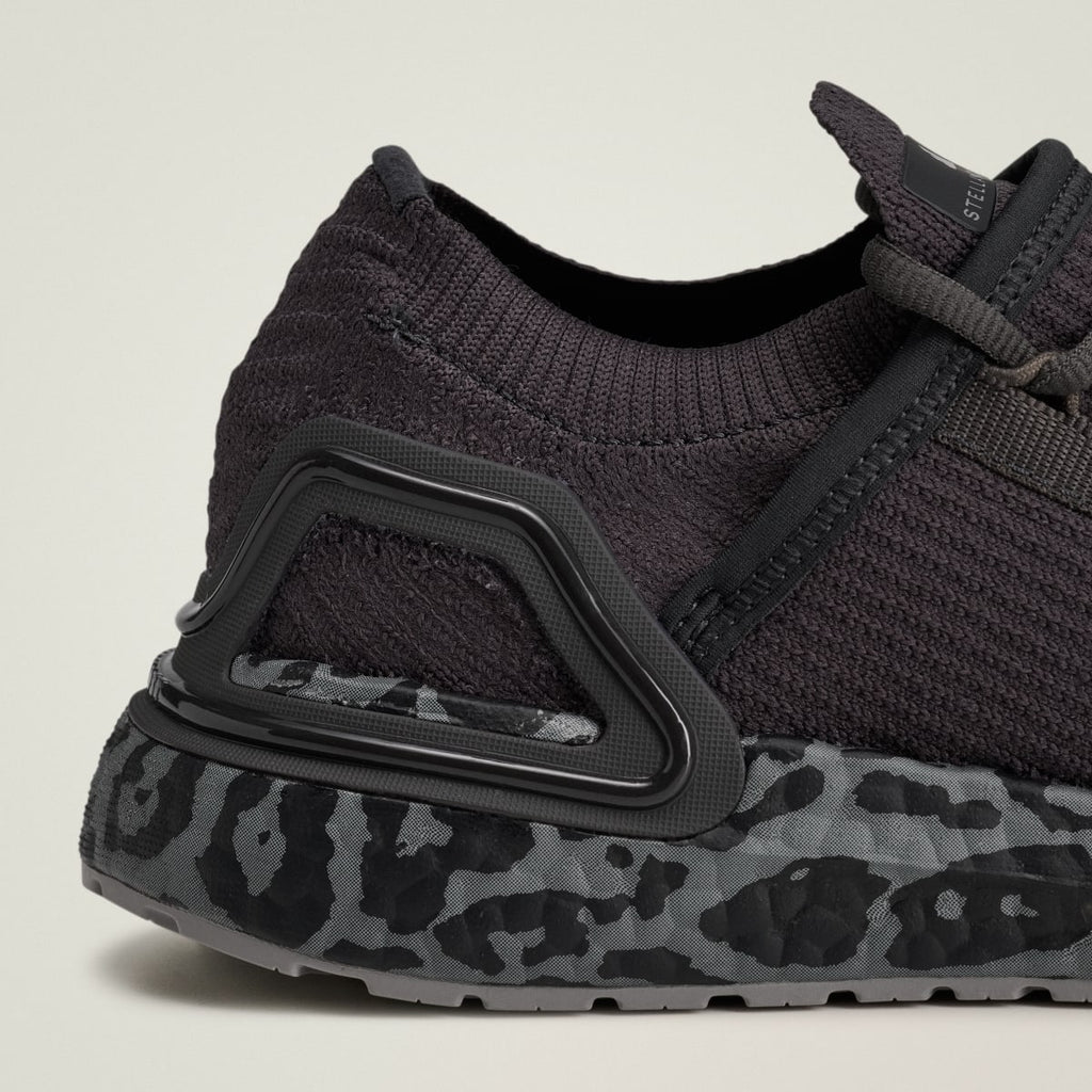 Adidas Women's adidas by Stella McCartney Ultraboost DNA Shoes - Carbon / Grey Four / Dove Grey - Image 11